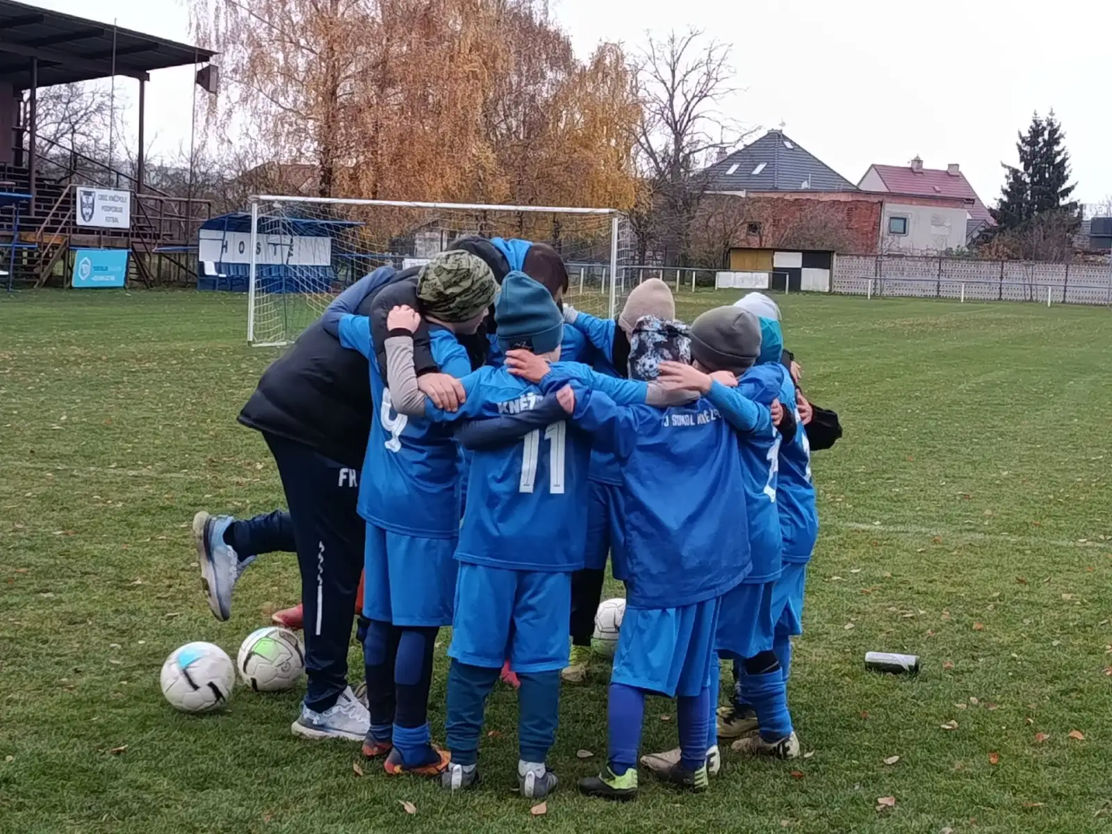 U9/U11| Poslední vystoupení na trávě
