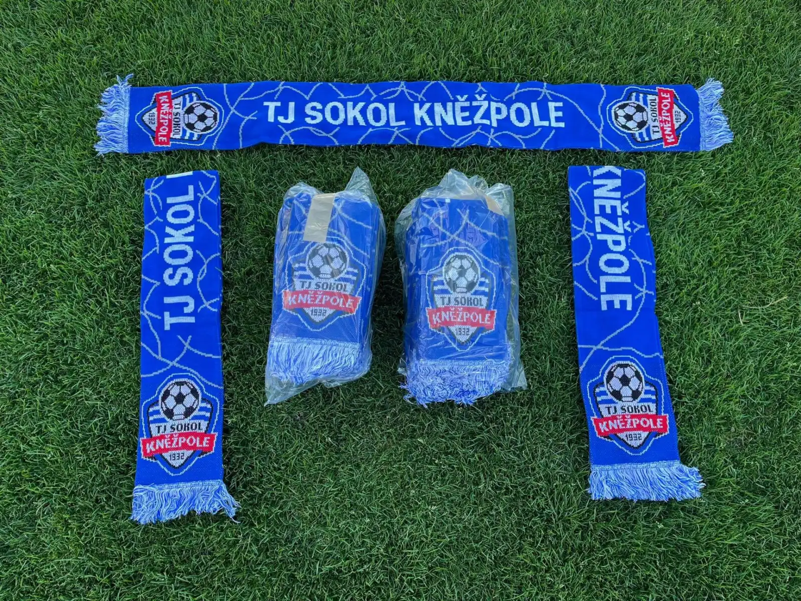 MERCH| Už máme i klubové šály!