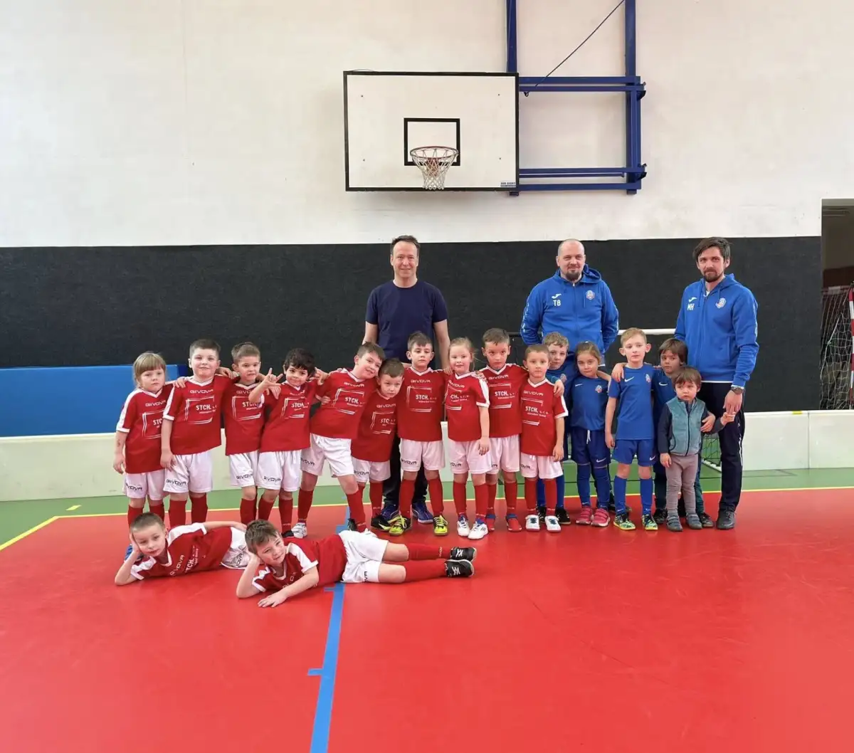 U7| V tělocvičně v Uherském Ostrohu