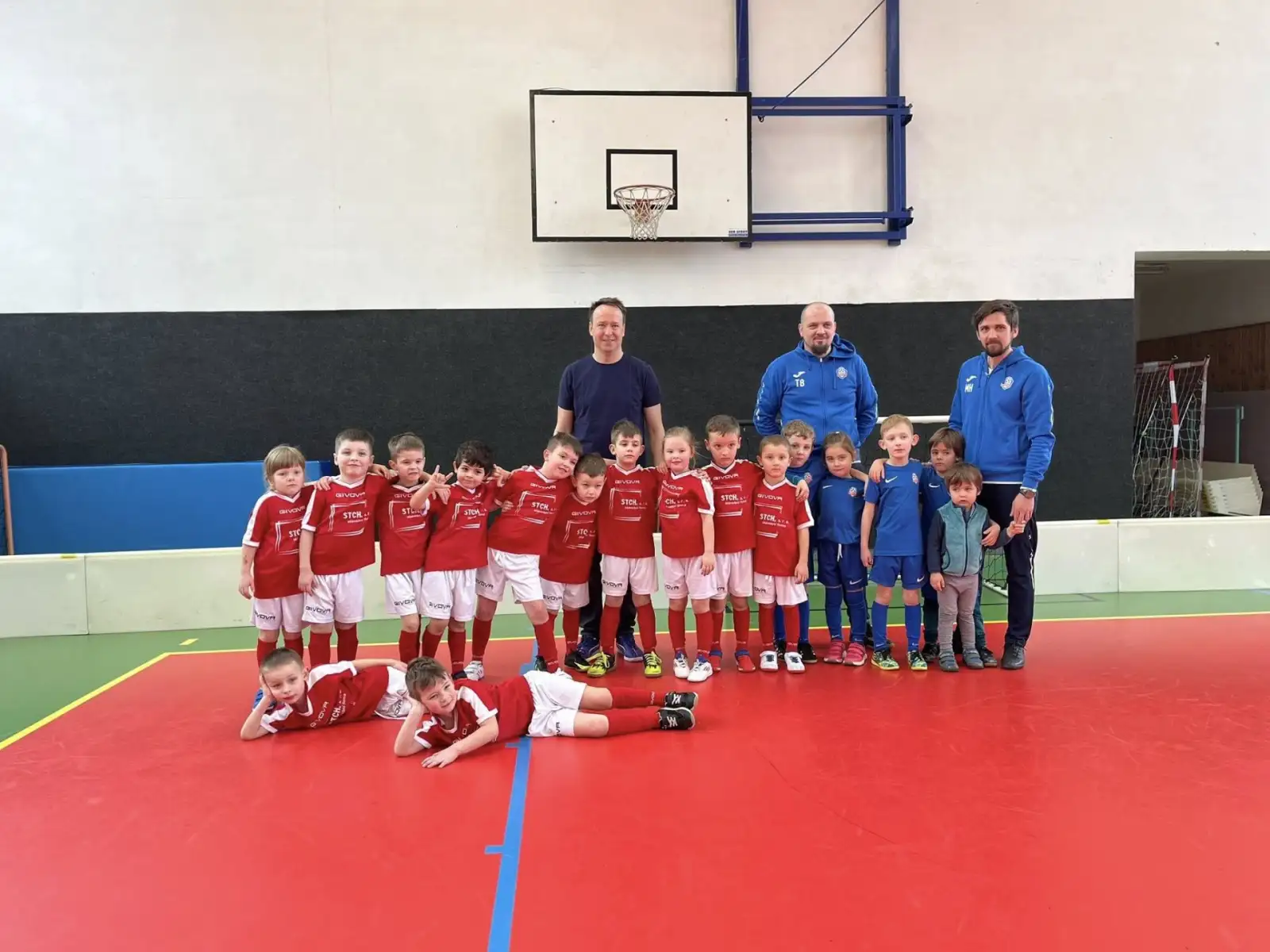 U7| V tělocvičně v Uherském Ostrohu